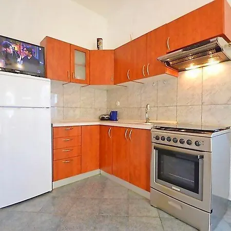 Apartment Bucic *